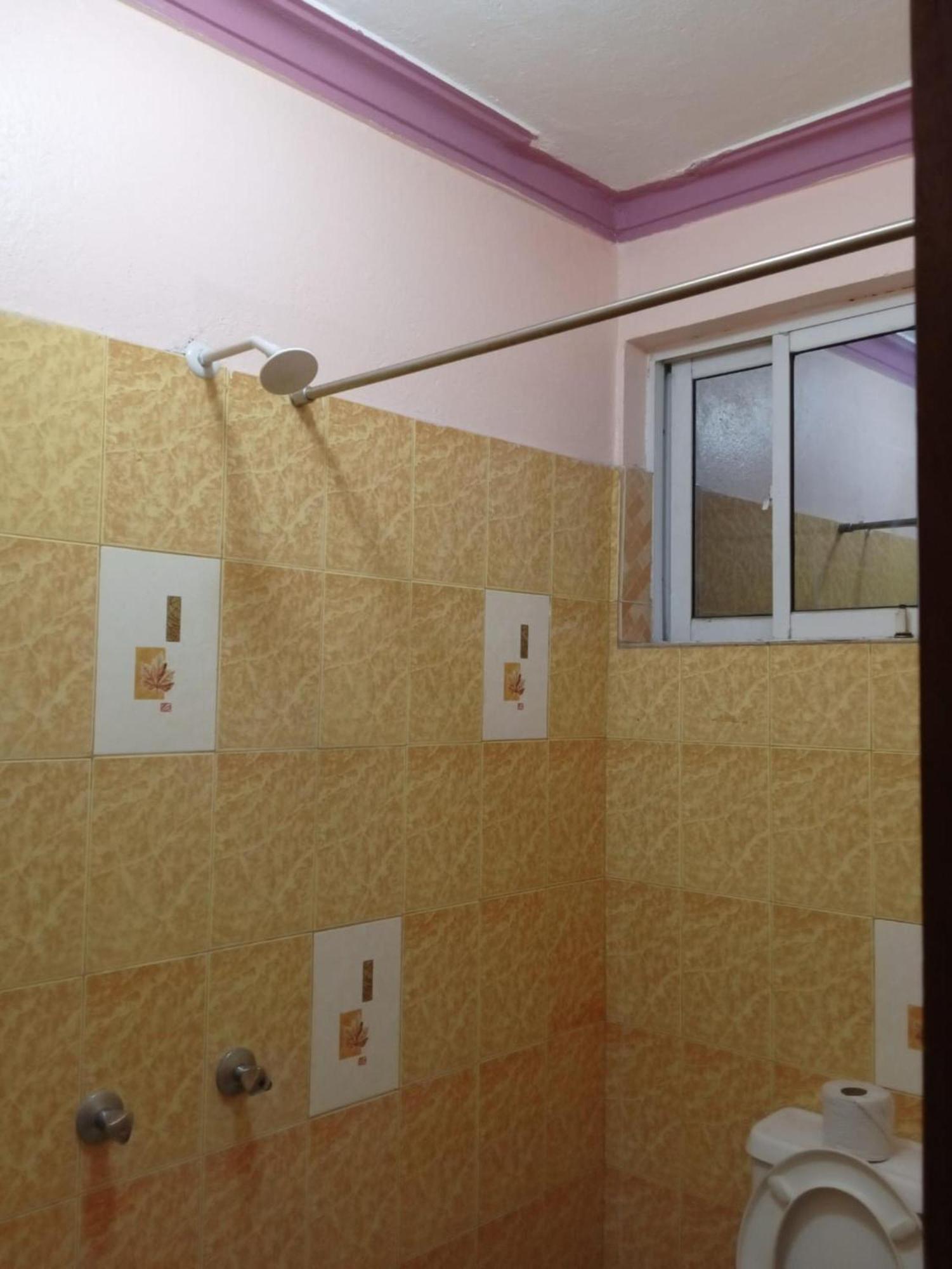 Checkpoint Inn Hotel, Mombasa Luaran gambar