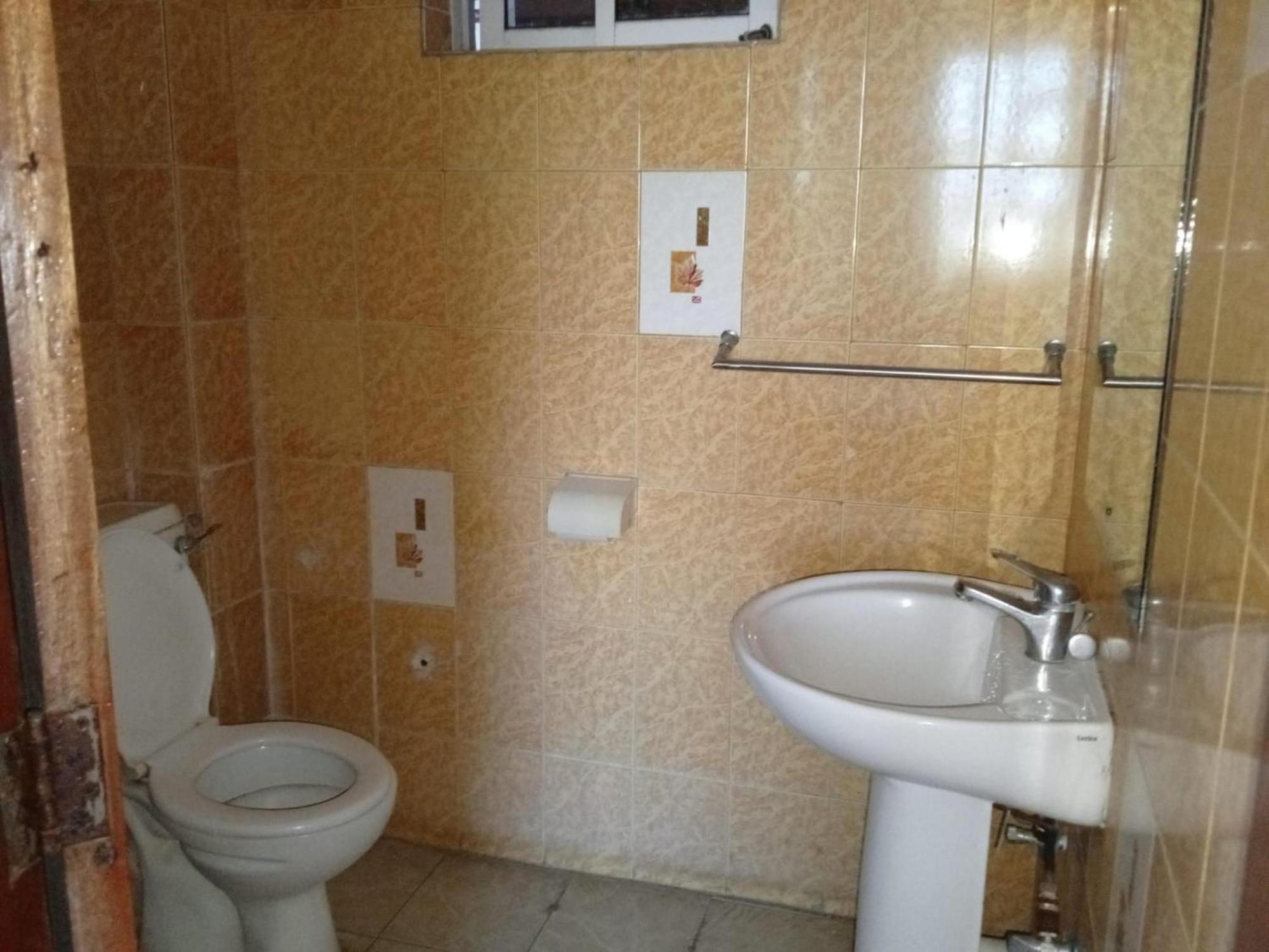 Checkpoint Inn Hotel, Mombasa Luaran gambar